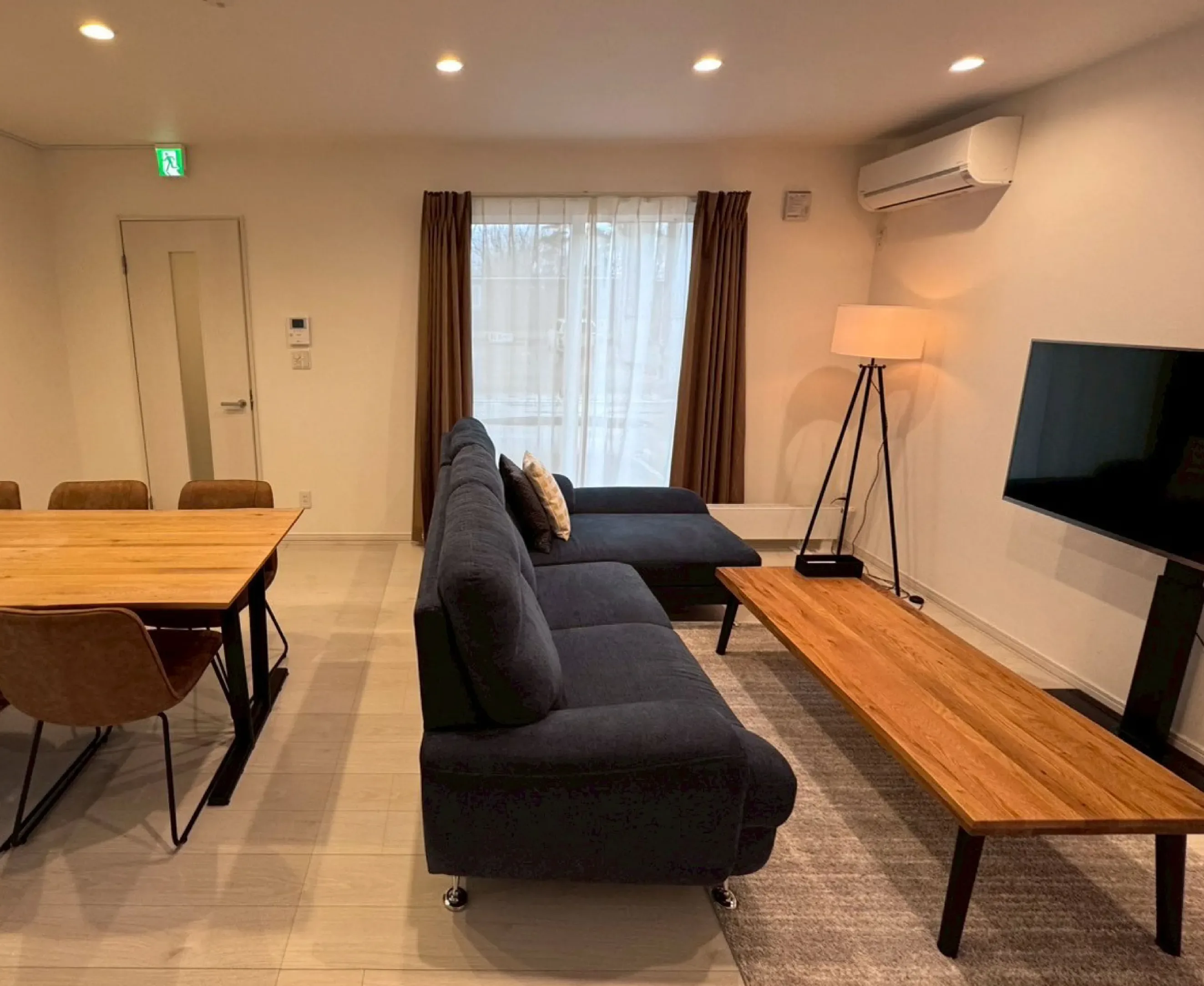 ノマドステイ千歳のリビング写真